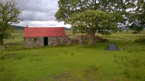 Gearnsary, with tent